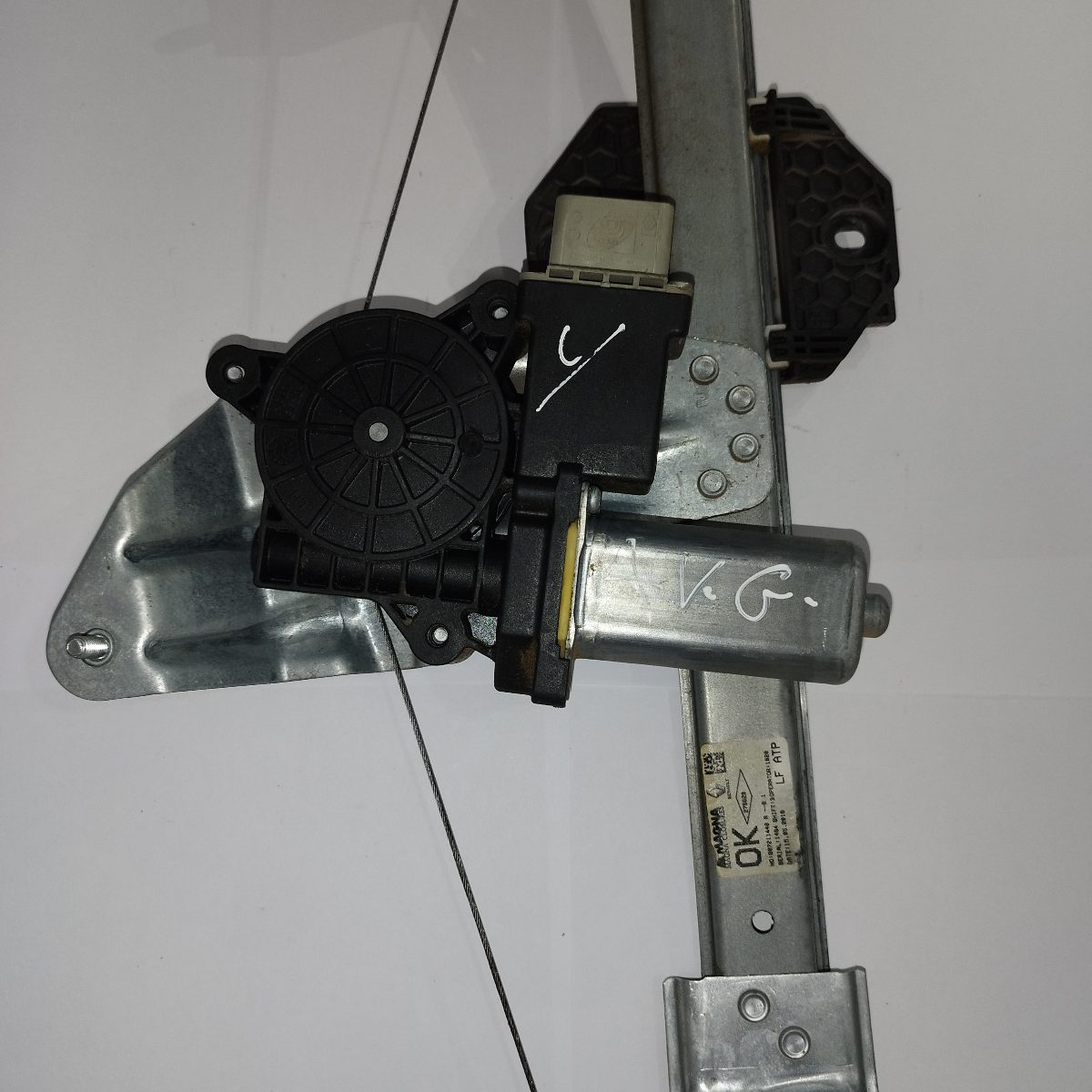 Monte-glace (lève-vitre électrique ) compatible avec Renault Symbol, Dacia Stepway et Logan.