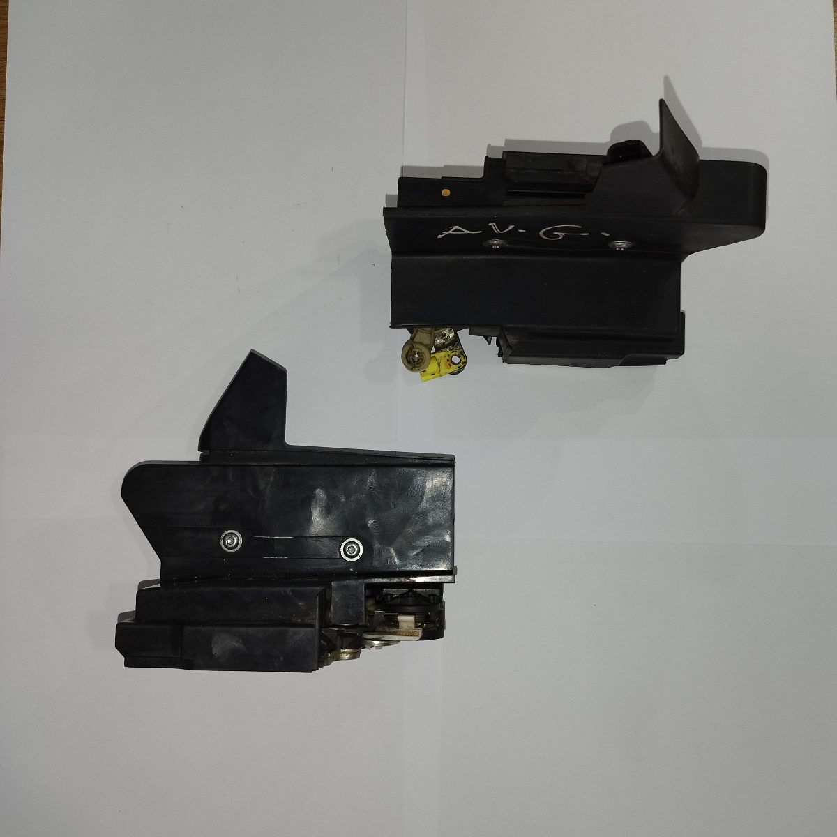 Gâchette de porte (serrure mécanique) compatible avec Symbole, Dacia Stepway et Logan .